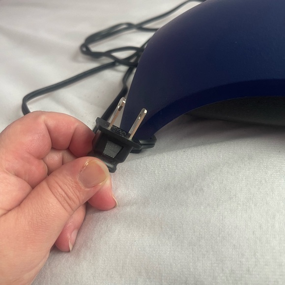 Tetra Whisper 60 Air Pump 120 VOLTS A,C, 60 H4,0 WATS ZP. - Picture 2 of 3